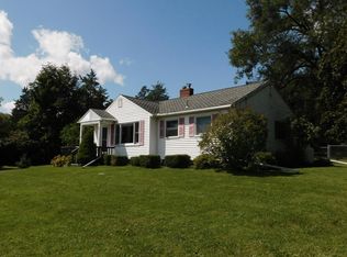 3 Lakeview Dr, Lansing, NY 14882