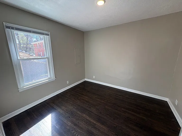 1015 Turner BLVD — Photo 3