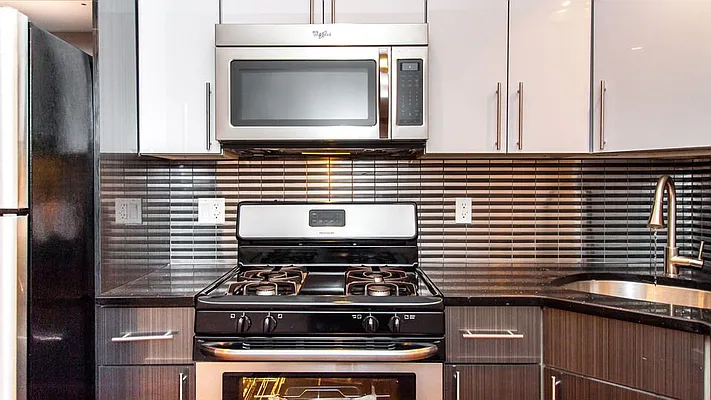 Rented by Nooklyn NYC LLC | media 32