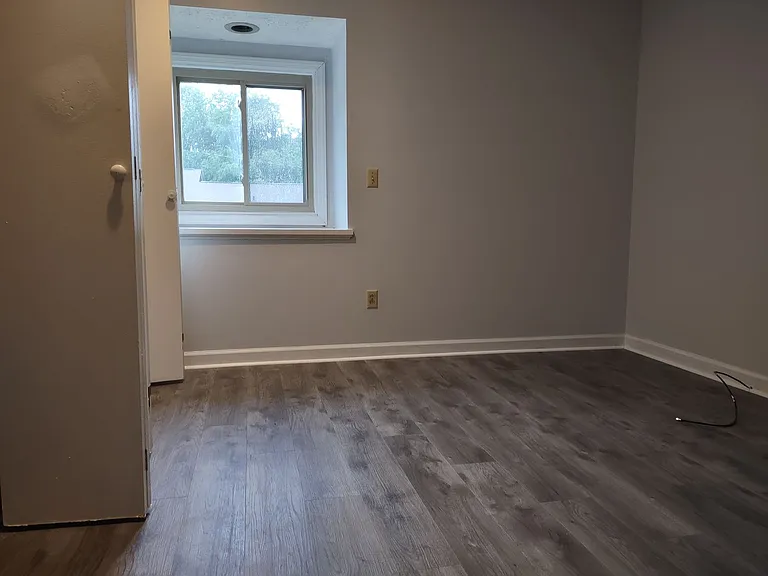 1433 Shipley Ferry Rd E — Photo 30