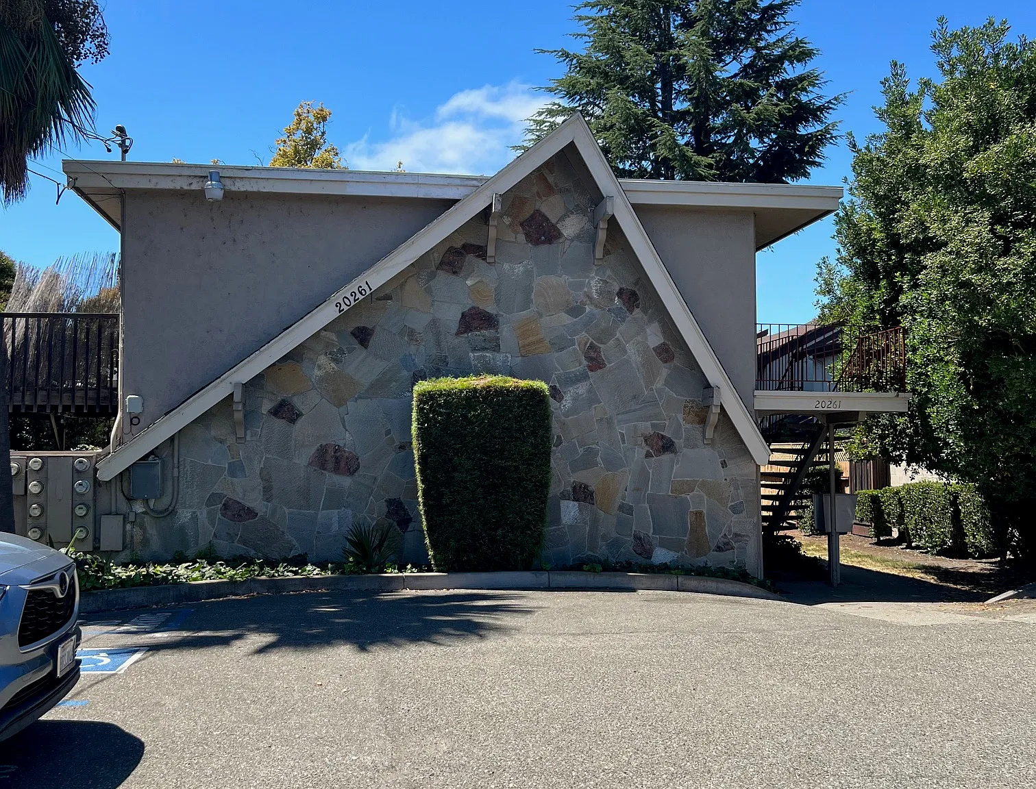 20261 Santa Maria Avenue — Photo 1