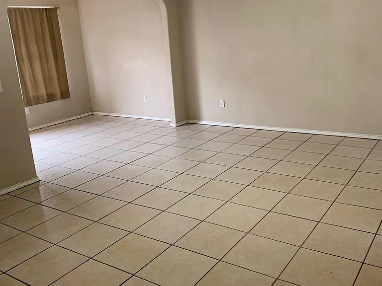 817 Sonesta Dr — Photo 7