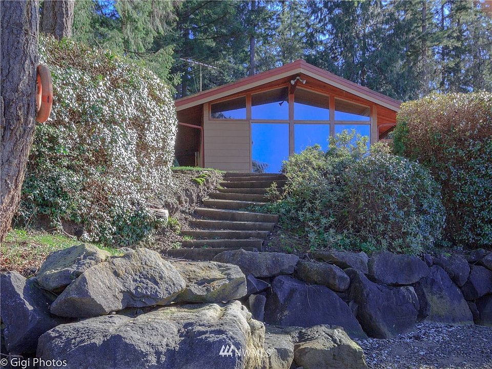 1st image of 7302 Plant Drive NW