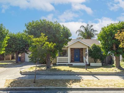 221 N Grant Ave, Manteca, CA, 95336
