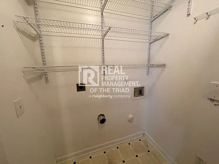 3725 Morris Farm Dr #1A — Photo 13