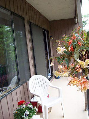 1st image of 17430 Ambaum Blvd S APT 17