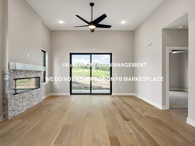 9579 Jupiter St — Photo 13