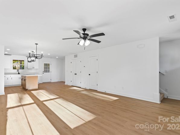 charlotte-north-carolina-6238228 picture