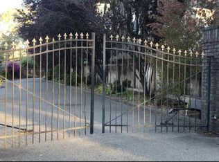 1207 Edgewood Rd #A, Redwood City, CA 94062