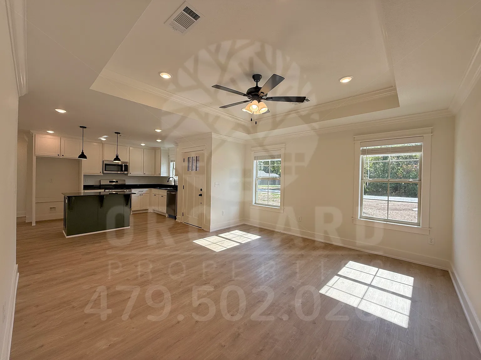 3 bed, 1371 sqft, $1,700 — Photo 2
