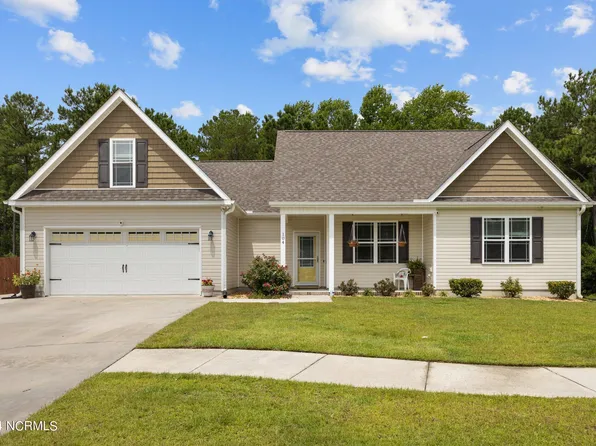104 Shadow Creek Drive, Hubert, NC 28539