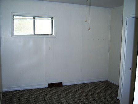 Bedroom (Web)