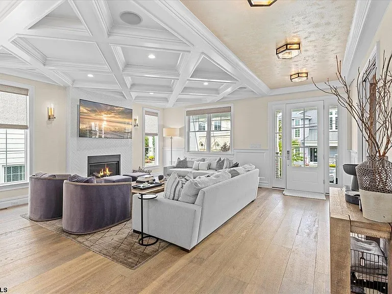 428 N Pembroke Ave #FULL SUMMER RENTAL W — Photo 22
