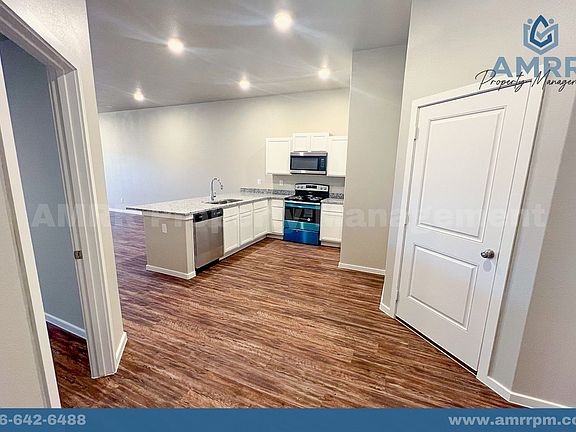 3rd image of 2115 Kokomo Ave #B