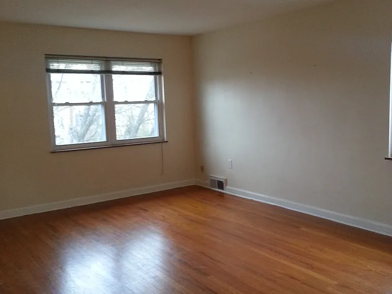804 Ellison Ave #3 — Photo 2