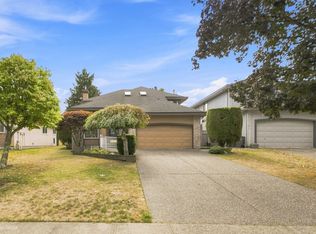 17172 102nd Ave, Surrey, BC V4N3L4
