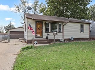 35 E Imboden Dr, Decatur, IL 62521