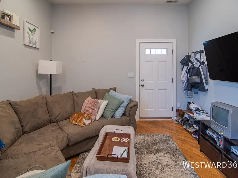 1428 W Walton St #3N — Photo 4