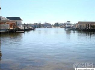 16 Greenville Dr, Brick, NJ 08723