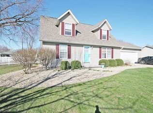 2011 Edgemoor St, Decatur, IL 62521