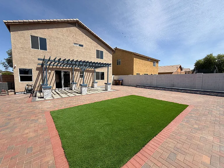 3907 E Pinto Valley Rd — Photo 2
