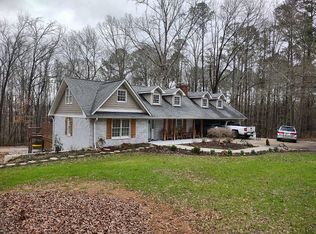 1181 Sunshadow Ln, Bishop, GA 30621