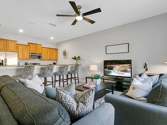 3rd image of 8979 California Palm Rd