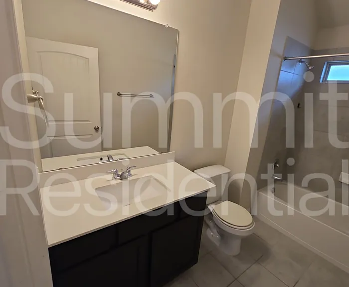 514 Silo St — Photo 16