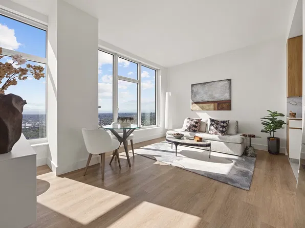 42-06 Orchard St, Long Island City, NY