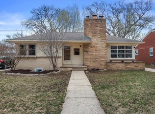 3250 N 95th St, Milwaukee, WI 53222