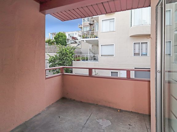 3rd image of 90 Alta St APT 2