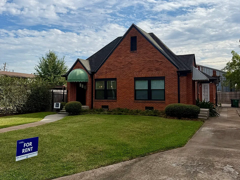 2417 South Blvd #2417