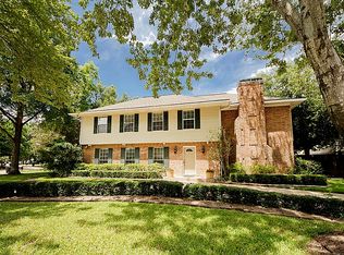 9530 Kindletree Dr, Houston, TX 77040