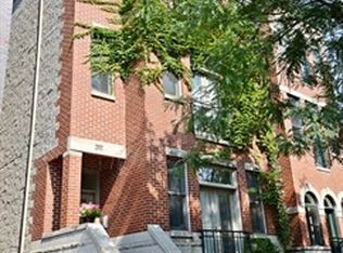 2930 N Damen Ave #3, Chicago, IL 60618
