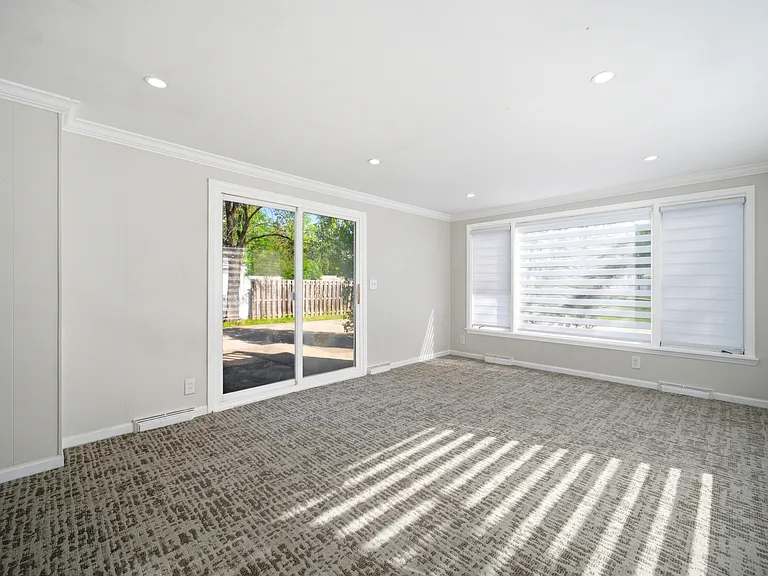 4037 Washington Blvd — Photo 11