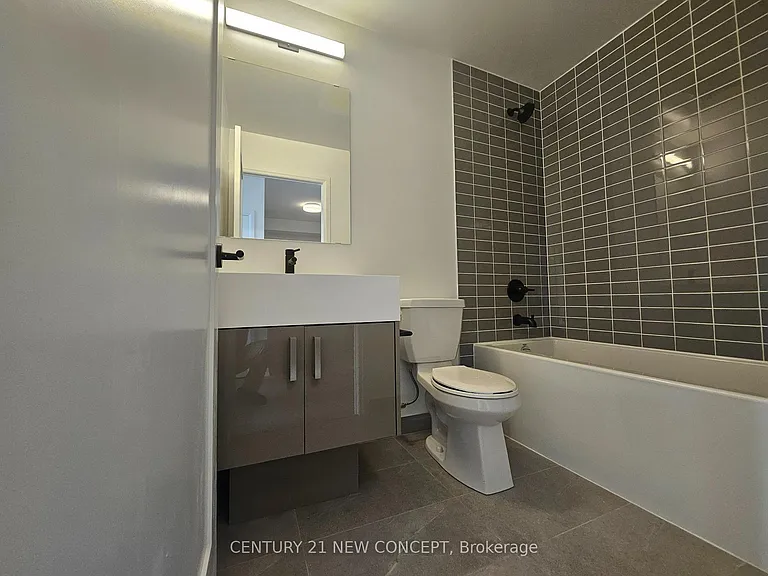 280 Dundas St W #2507 — Photo 4