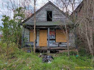 13471 Lumpkin St, Hamtramck, MI 48212