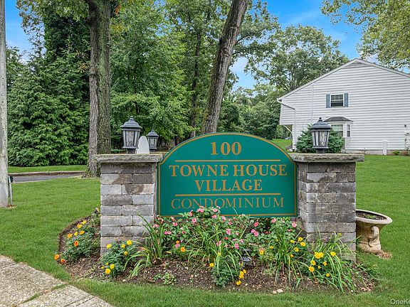 2nd image of 1108 Towne House Village
