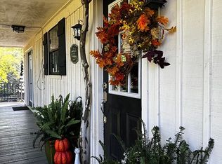 10 Raintree Valley Rd, Pangburn, AR 72121