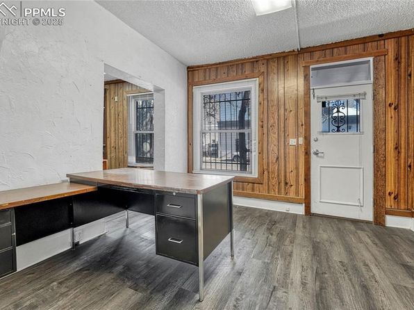 denver-colorado-444454095 picture