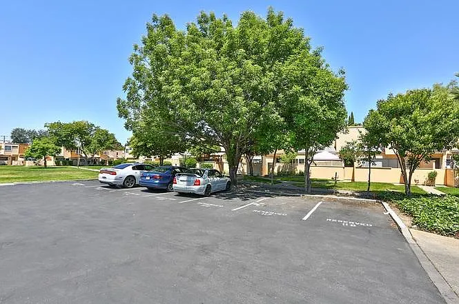 2176 Luz Ave photo 1