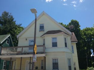 31 Dracut St, Dorchester, MA 02124