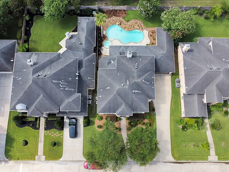 14207 Jade Cove Dr — Photo 50
