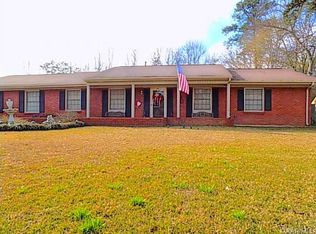 5381 Pine St, Millbrook, AL 36054