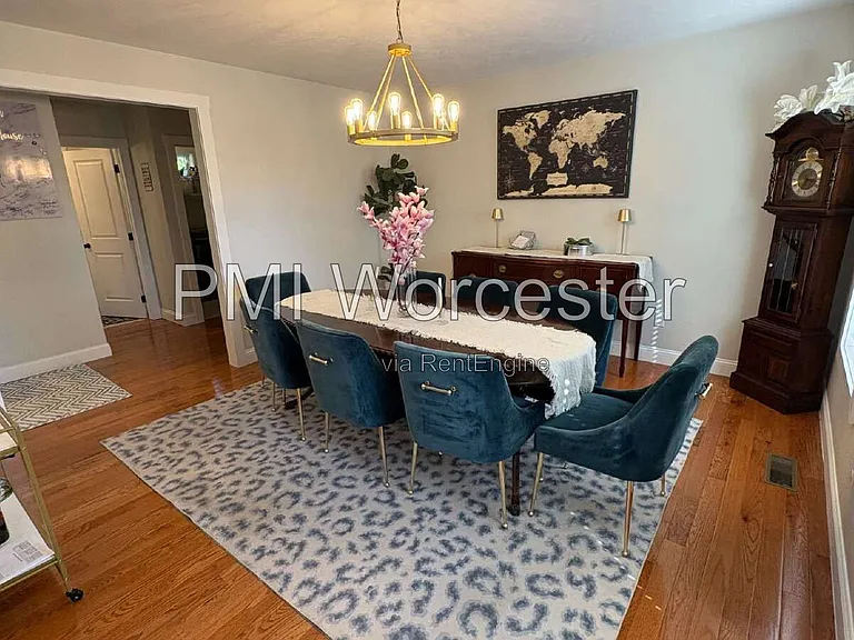 18 Lake Ave — Photo 31