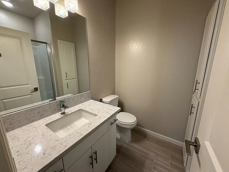 660 Atlantica Dr S — Photo 17