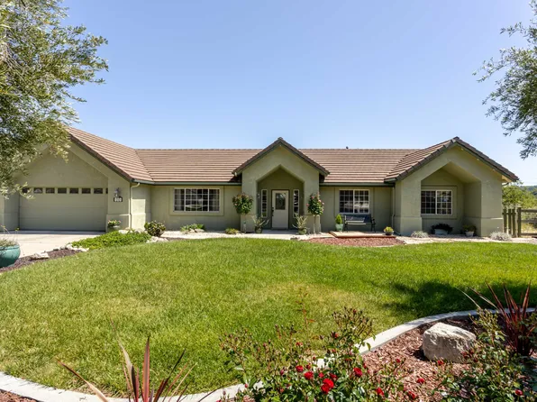 155 Eagle Creek Court, Atascadero, CA 93422