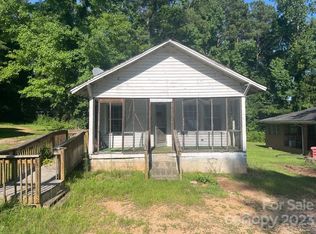 223 S Long Dr, Rockingham, NC 28379
