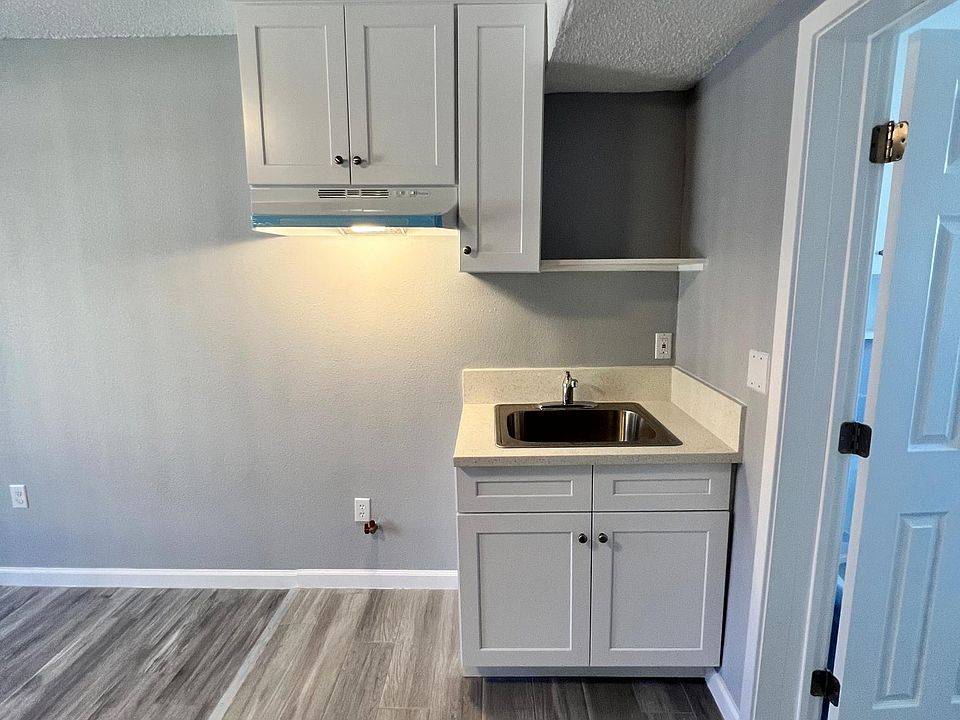 2nd image of 9720 Flower St #125