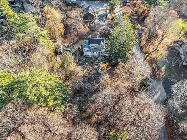 2 Great Hill Rd, Gloucester, MA 01930